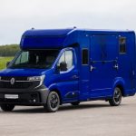 Stephex AKX 3.5t front three-quarter view